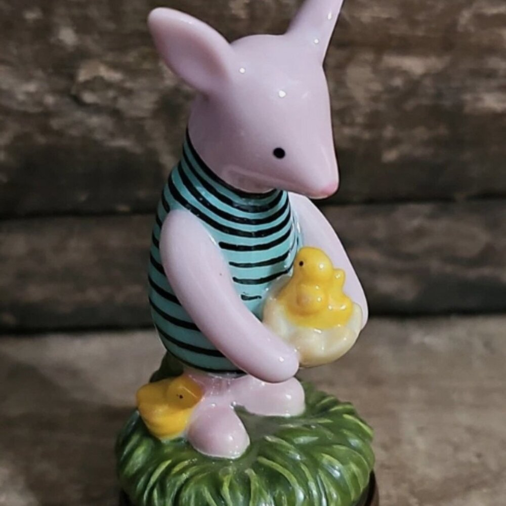 Halcyon Days ~Winnie the Pooh's ~ PIGLET Enamel Bonbonniere #11 Figurine